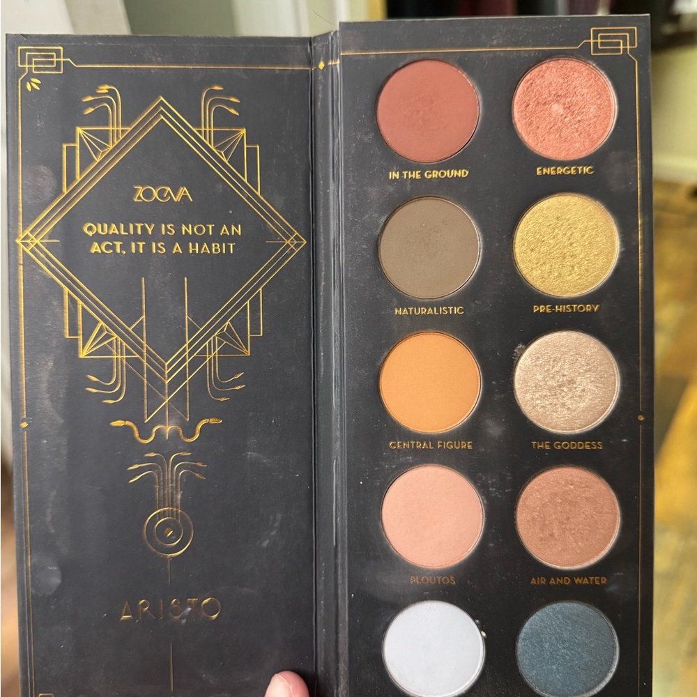 Zoeva Aristo Eyeshadow Palette - Vibrant Shades